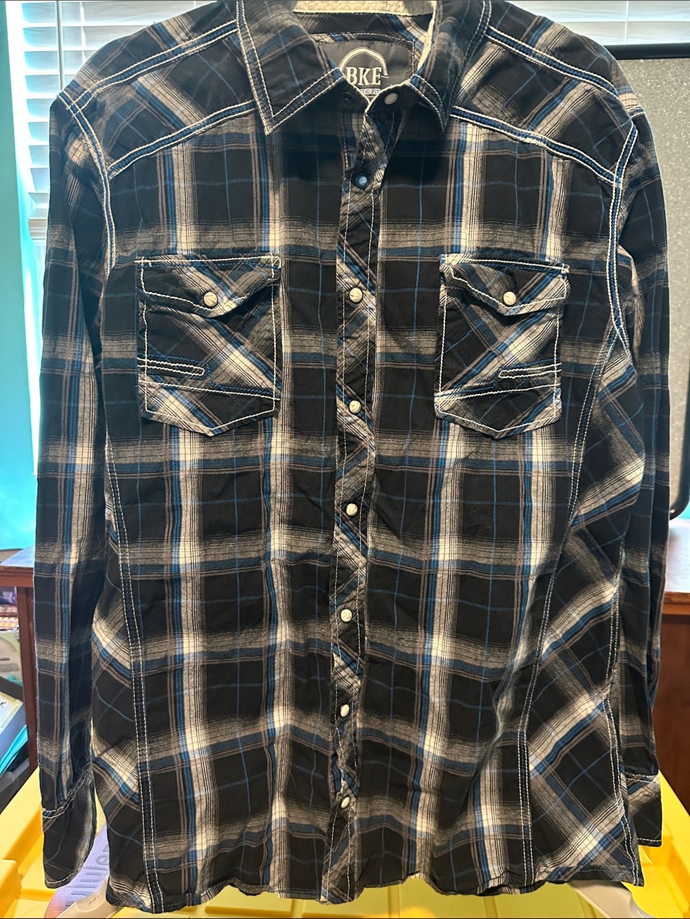 BKE by Buckle Black, White, Gray and Blue Plaid Button-Up Shirt